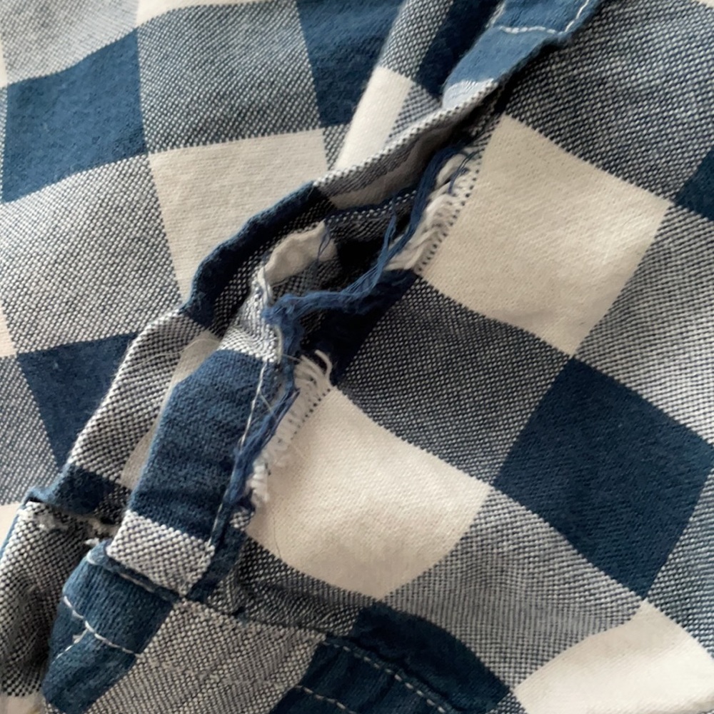 Men’s Flannel - Picture 4 of 5